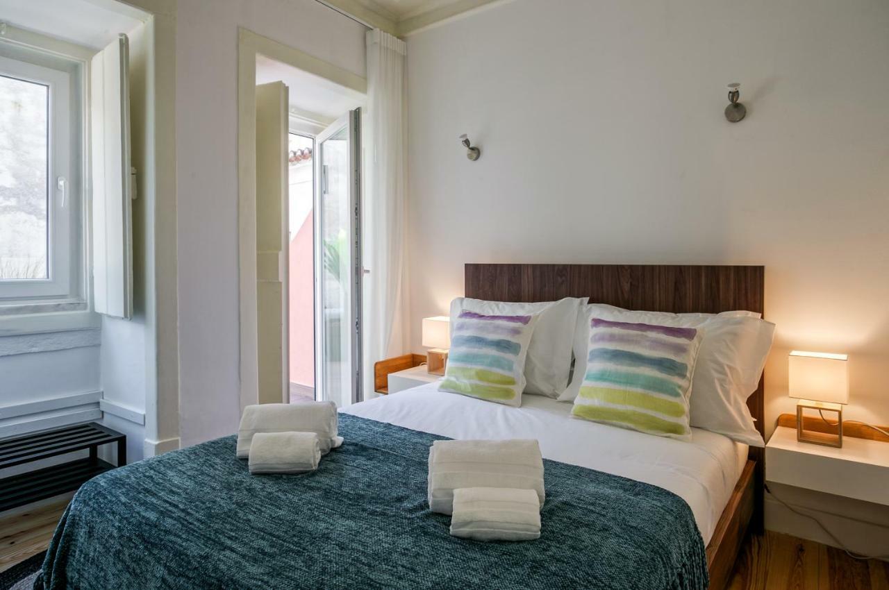 Hip Tailor Made Flat In Bairro Alto Apartamento
