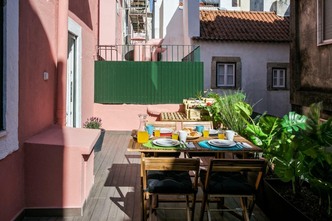 Hip Tailor Made Flat In Bairro Alto Apartamento