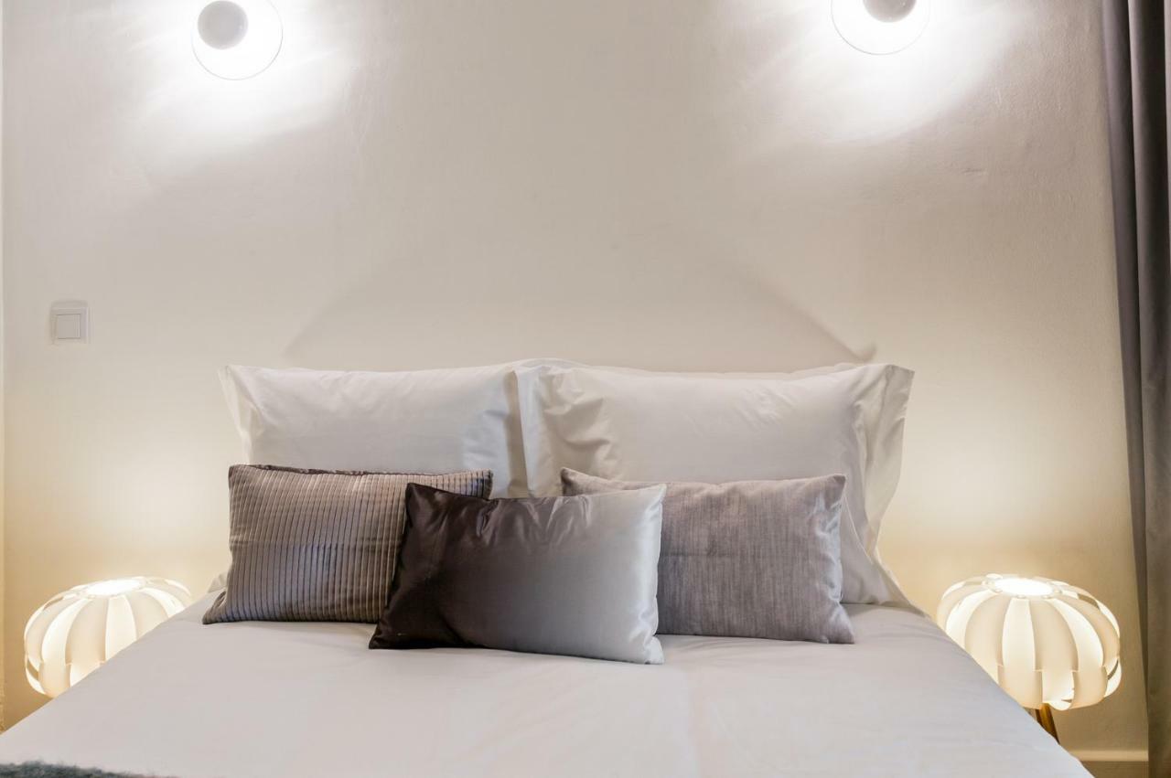 Hip Tailor Made Flat In Bairro Alto Lisbon